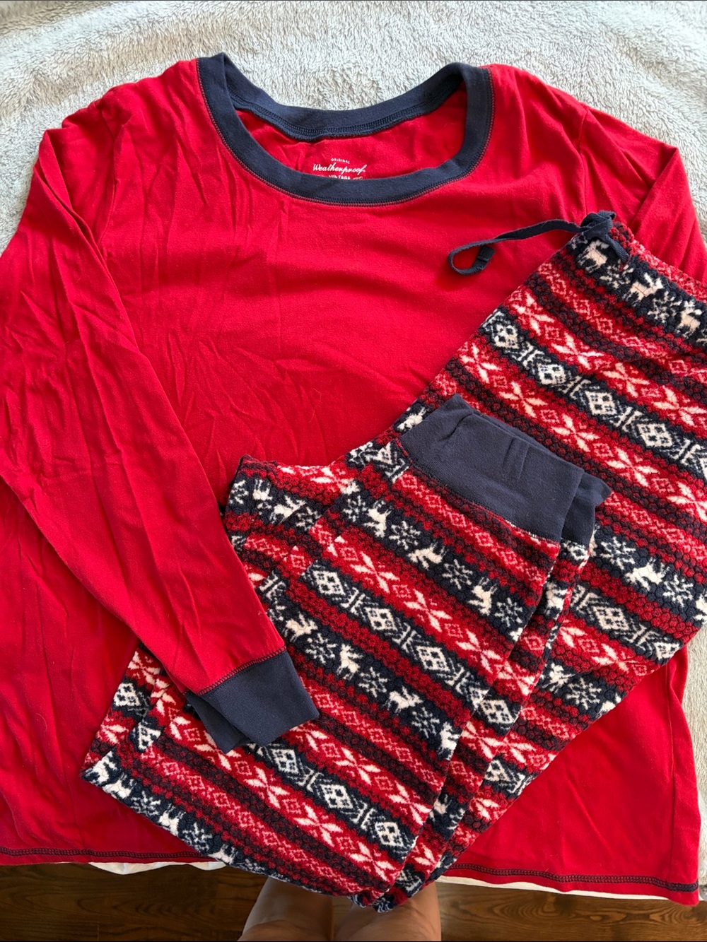 Women’s Red & Navy Holiday Pajama Set - Cozy Long Sleeve Top & Fleece Pants